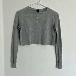 Light Gray Waffle Knit Henley Cropped Long Sleeve